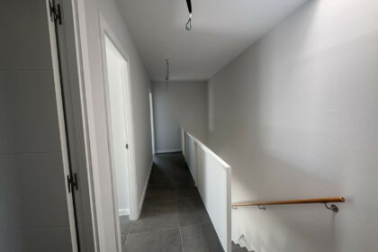 9dfa7af43864a576935bdb989e4c59ad - 5