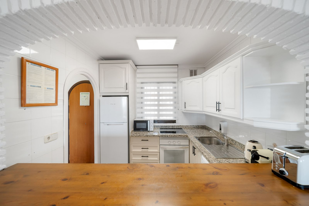 9e073de21fa597ef489e77823253e26a - 14