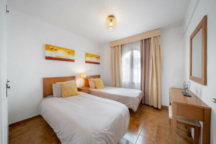 9e073de21fa597ef489e77823253e26a - 19