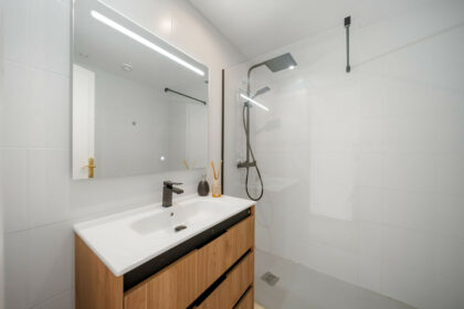 9e073de21fa597ef489e77823253e26a - 21