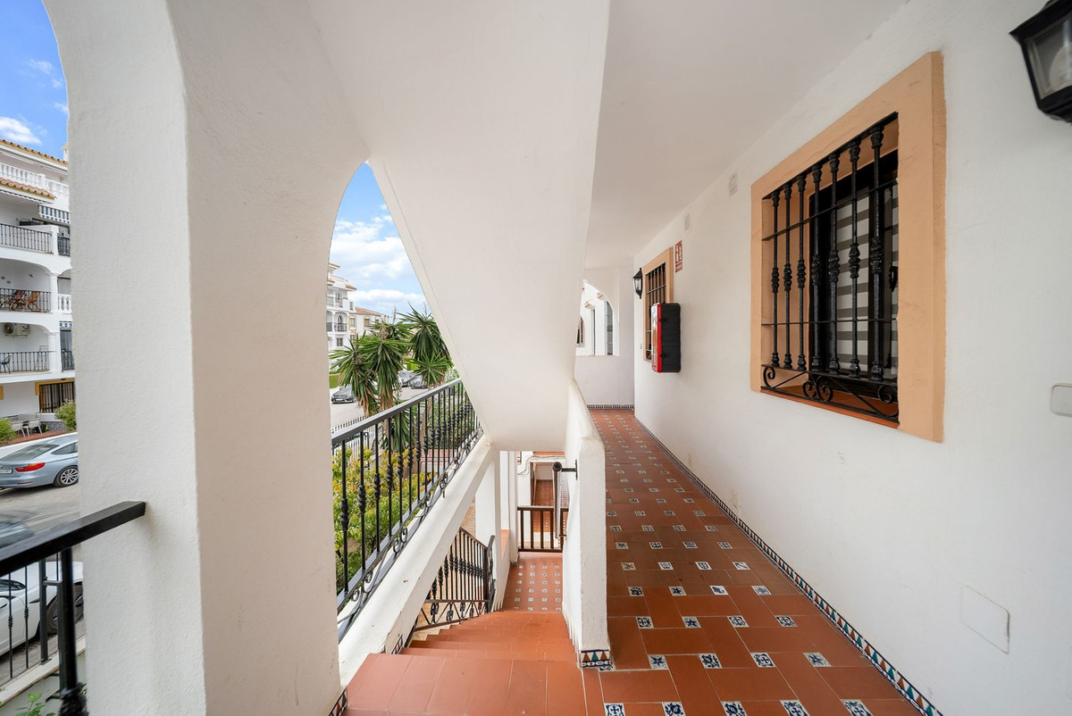 9e073de21fa597ef489e77823253e26a - 25