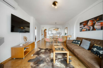 9e073de21fa597ef489e77823253e26a - 8