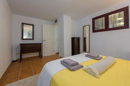 9e903c31ff42e093fae5230a13ae3940 - 14