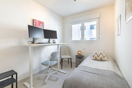 9ec760261dfb34623989cc555e92adb1 - 20