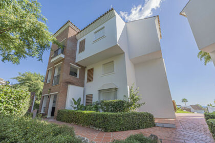 9f18246627353889f0ba2cf7ce41efc1 - 15