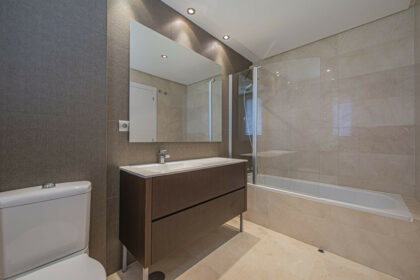 9f18246627353889f0ba2cf7ce41efc1 - 28