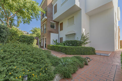 9f18246627353889f0ba2cf7ce41efc1 - 43