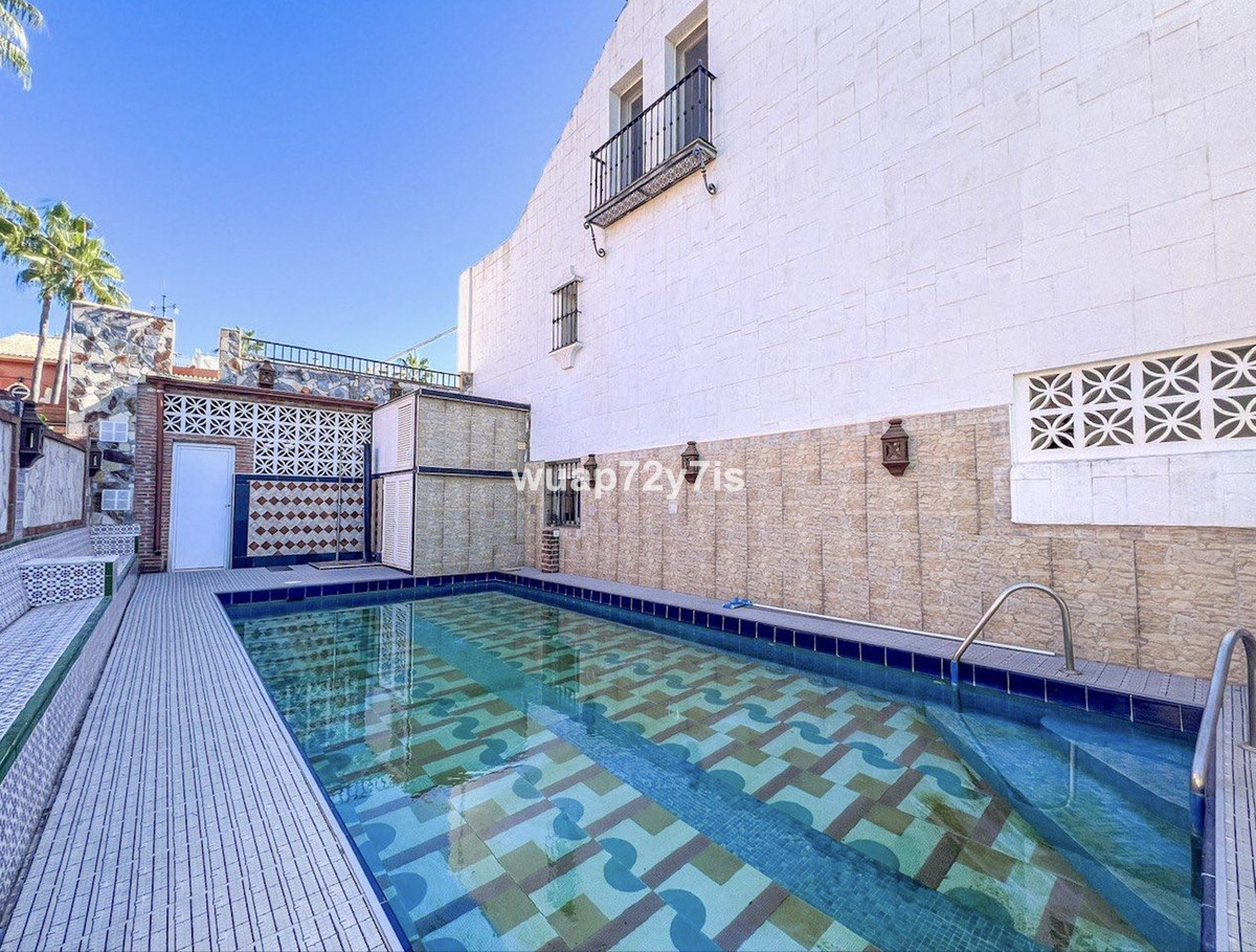 9f234c40e39f3ff38f2982829bb6eec6 - 10