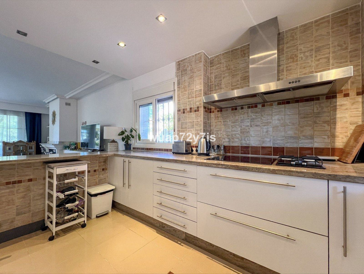 9f234c40e39f3ff38f2982829bb6eec6 - 15