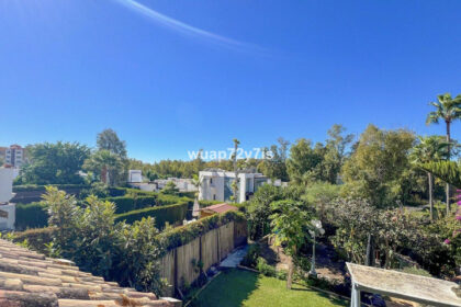 9f234c40e39f3ff38f2982829bb6eec6 - 21