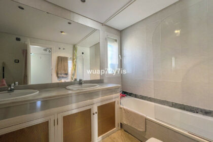 9f234c40e39f3ff38f2982829bb6eec6 - 28