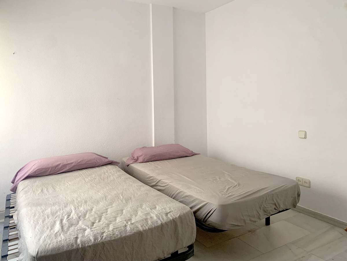 9f264aba3309f18ce15ca575bf4bc46b - 10