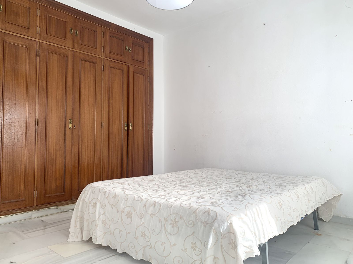 9f264aba3309f18ce15ca575bf4bc46b - 13