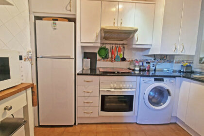 9f952b8358b44f097fed51d24bb7b20b - 12