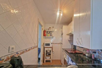 9f952b8358b44f097fed51d24bb7b20b - 13