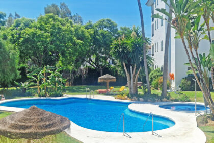 9f952b8358b44f097fed51d24bb7b20b - 20