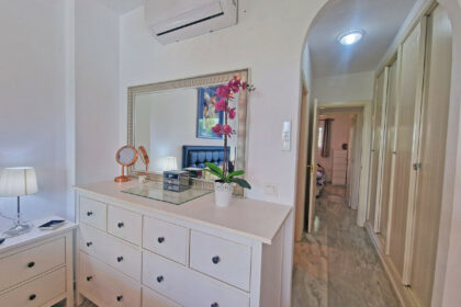 9f952b8358b44f097fed51d24bb7b20b - 24