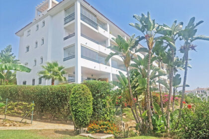 9f952b8358b44f097fed51d24bb7b20b - 35