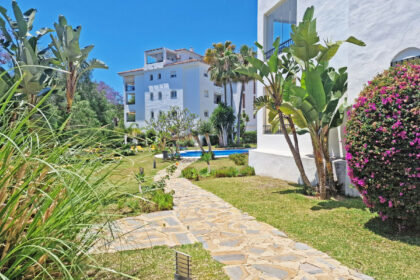 9f952b8358b44f097fed51d24bb7b20b - 38