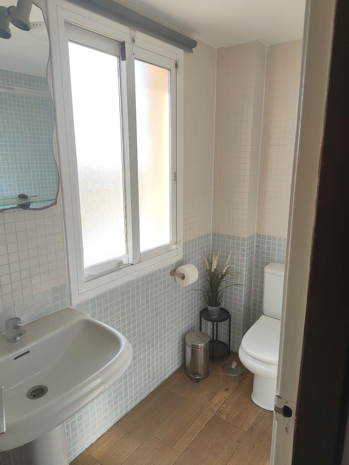 a020e26dd13db91ef4811ed04cf2fc4b - 17