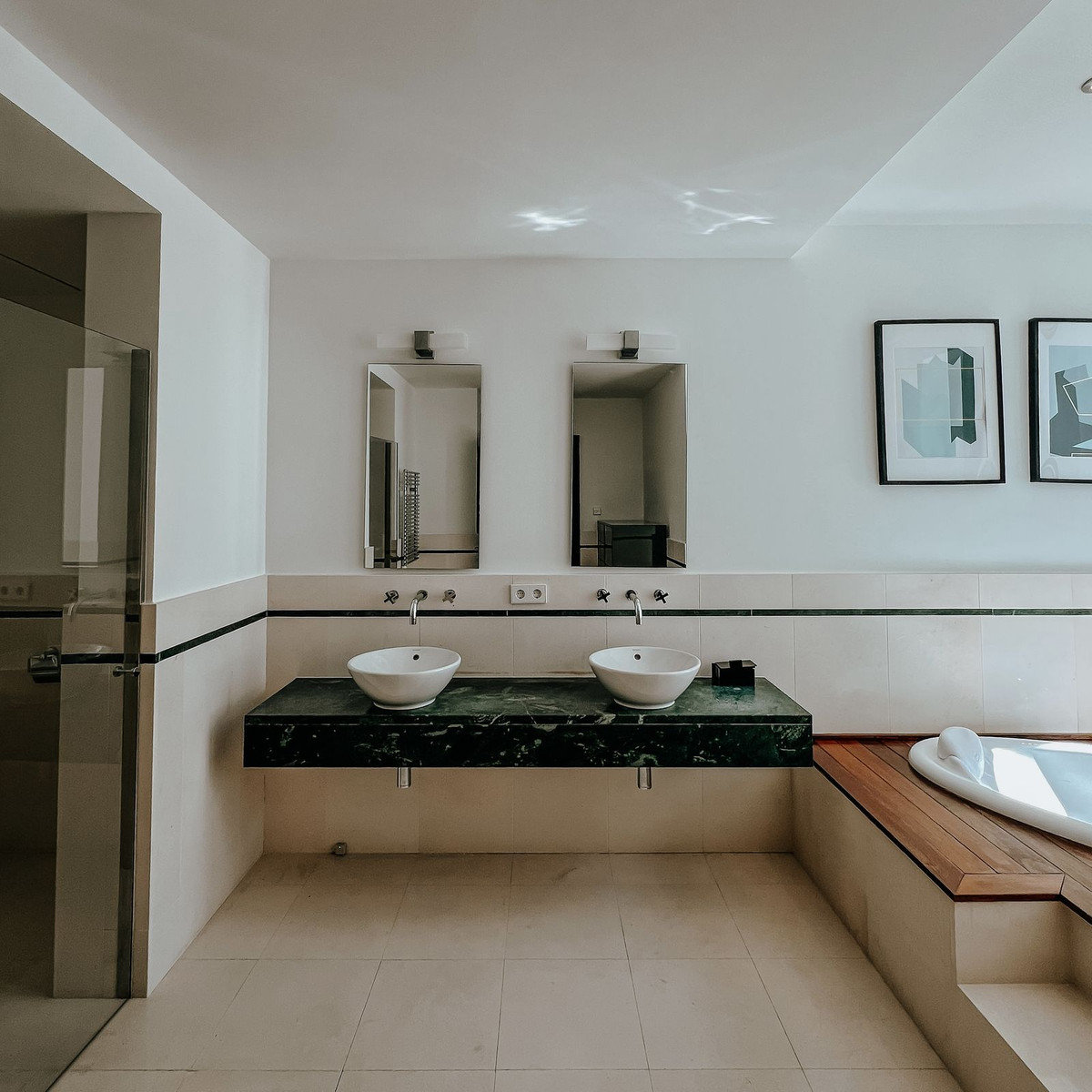 a12d83ff5ef9d02b131d31390708c6f6 - 37