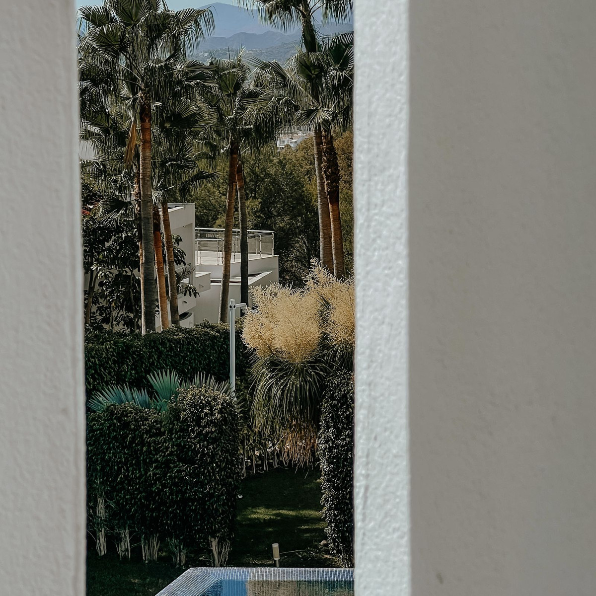 a12d83ff5ef9d02b131d31390708c6f6 - 39