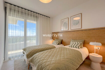 a15a3c357123c10be5bd54de6a495304 - 18