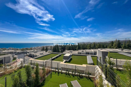 a15a3c357123c10be5bd54de6a495304 - 30