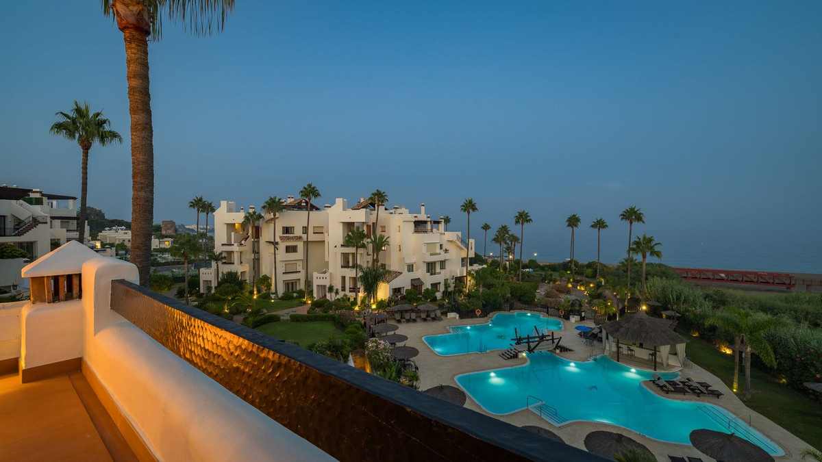 a1de5831db6ec757d163e14d3e9276ee - 40