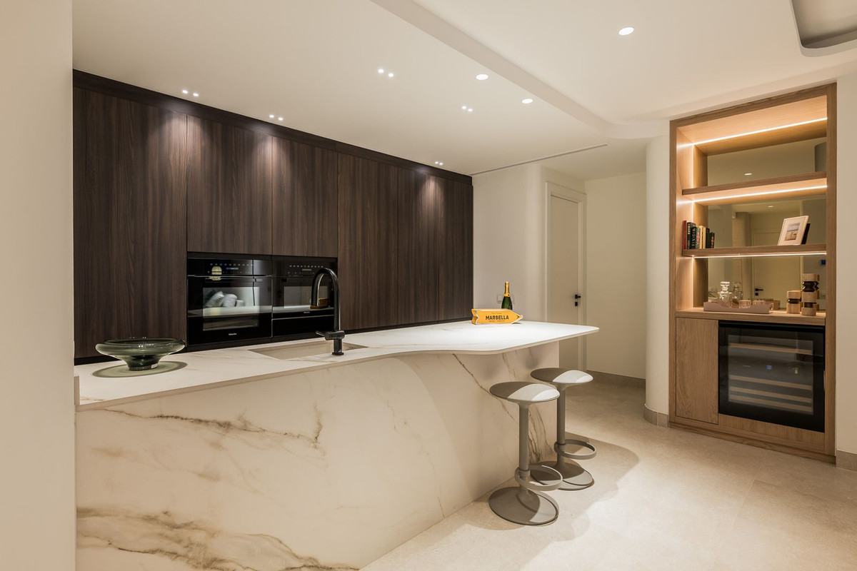 a1de5831db6ec757d163e14d3e9276ee - 48