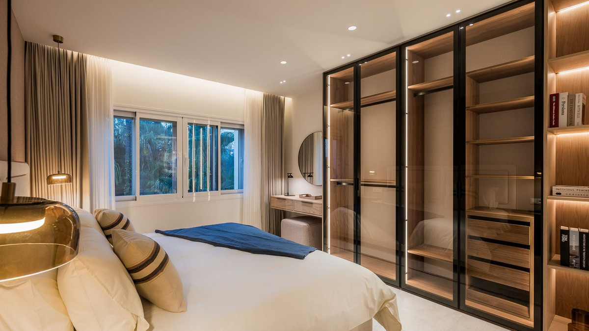 a1de5831db6ec757d163e14d3e9276ee - 51