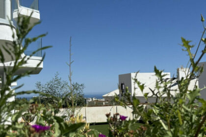 a1f40cd883d8b20f373d8de135184246 - 18