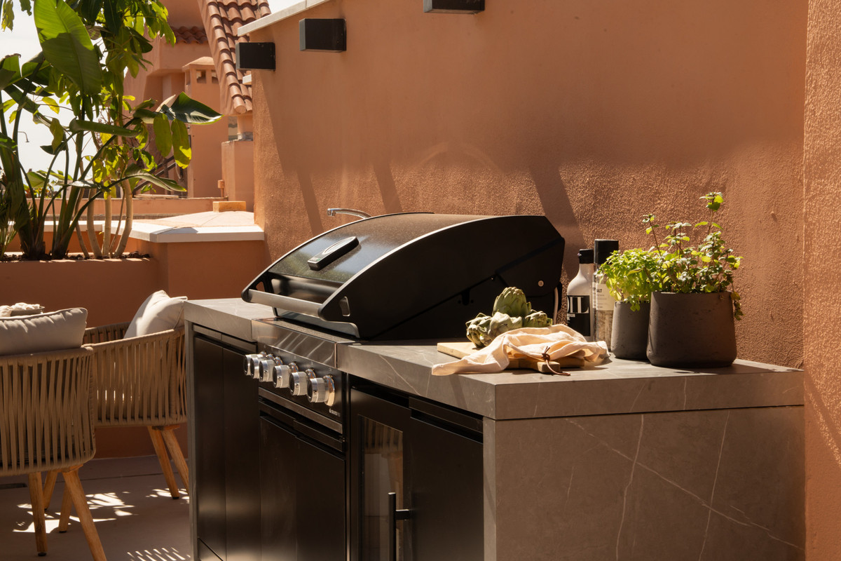 a212b6529058417fb629ab5cd3d3a804 - 16