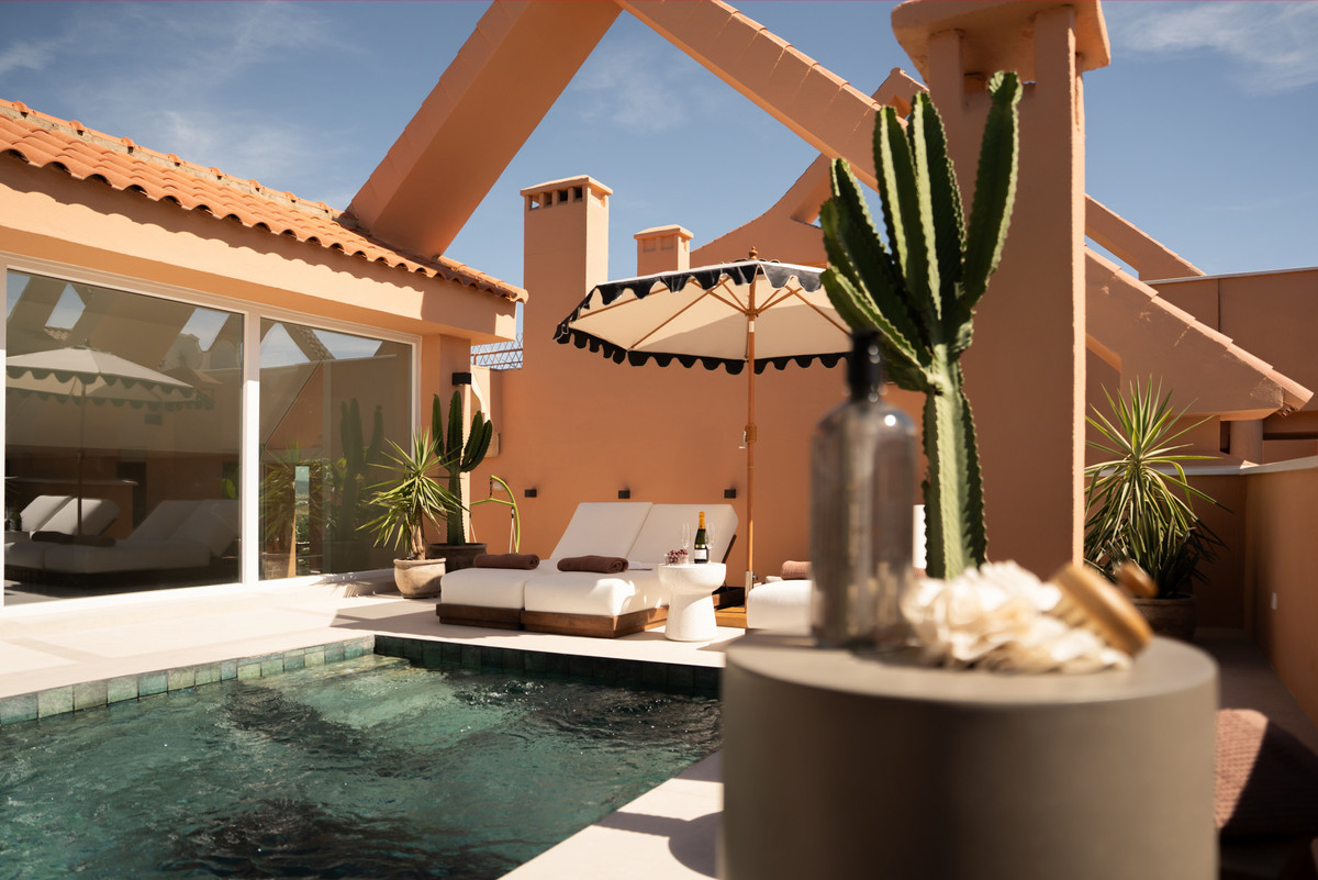 a212b6529058417fb629ab5cd3d3a804 - 19