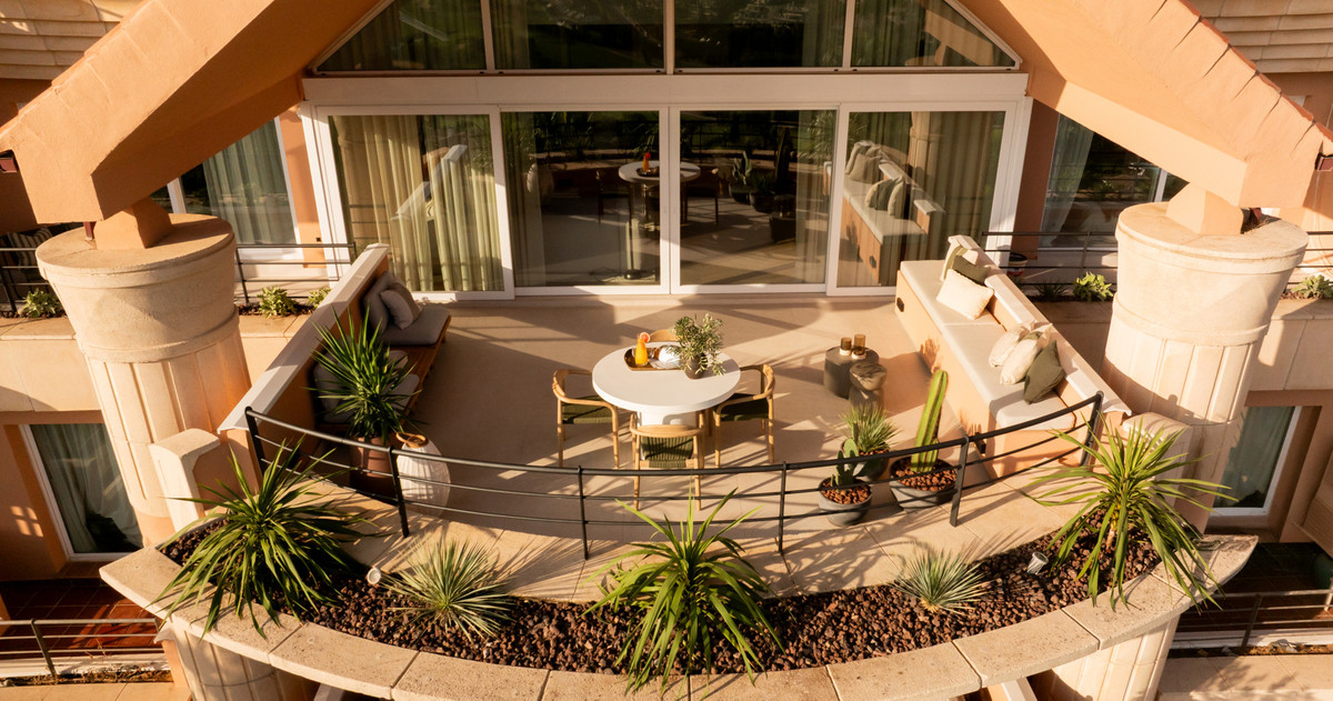 a212b6529058417fb629ab5cd3d3a804 - 55