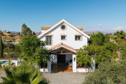 a25a9c23c0d8a91ce122a0f6d05121cc - 3