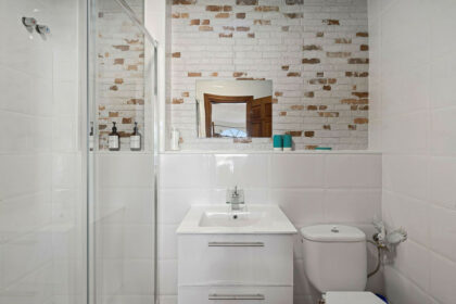 a25a9c23c0d8a91ce122a0f6d05121cc - 30