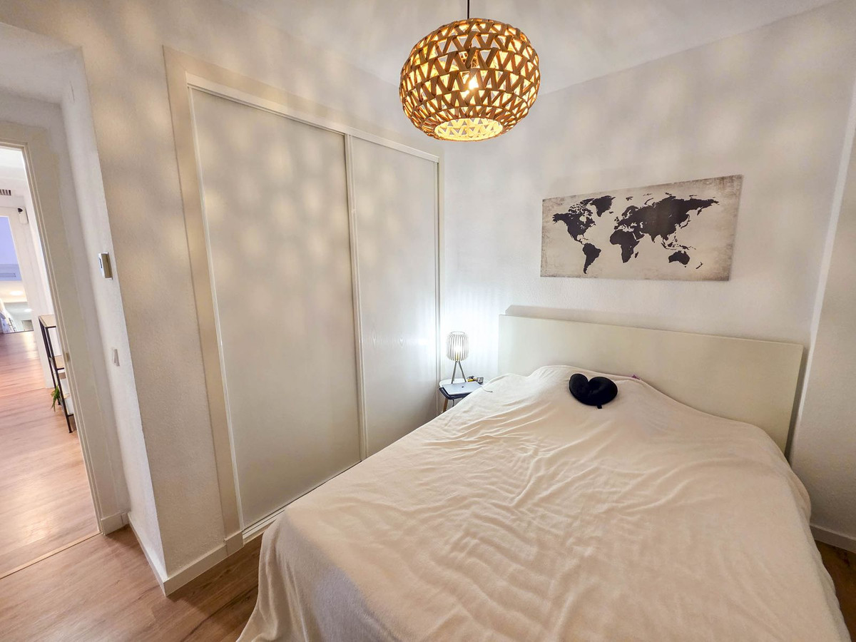 a2a7f11d3d7315857d16866cc85c8e22 - 33