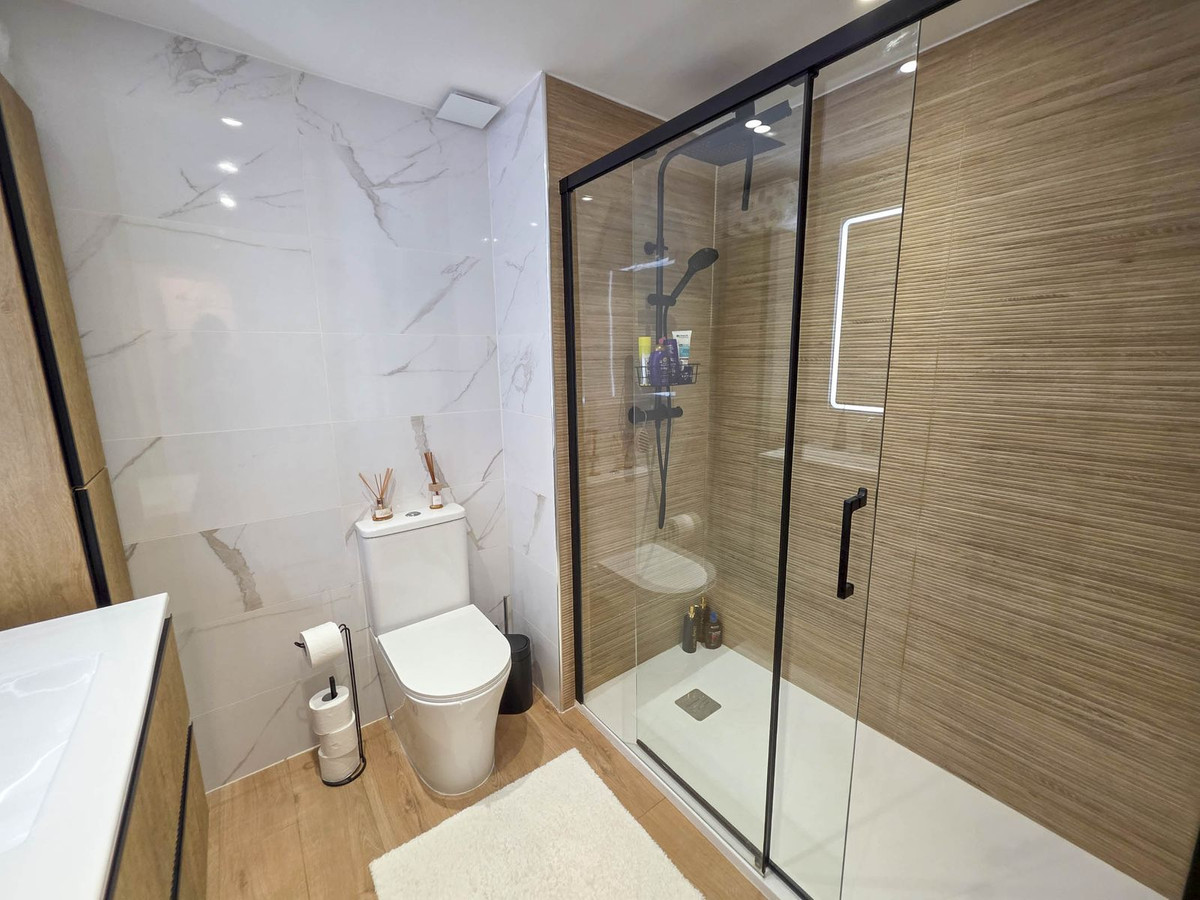 a2a7f11d3d7315857d16866cc85c8e22 - 35