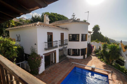 a3f5ca5a868ffef5882726c59b0ea238 - 3