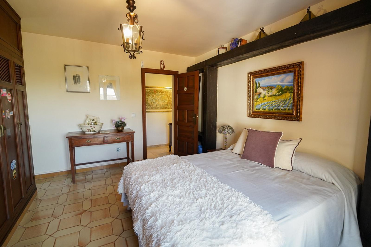 a3f5ca5a868ffef5882726c59b0ea238 - 6