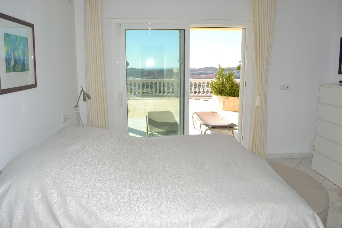 a40e3a897f1685494ba024e83099a0ab - 28