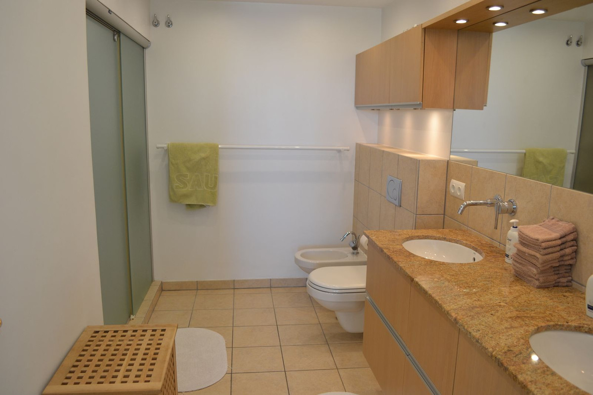 a40e3a897f1685494ba024e83099a0ab - 29