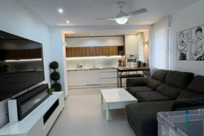 a46bbe1981421d1193b56a02ed34c127 - 12