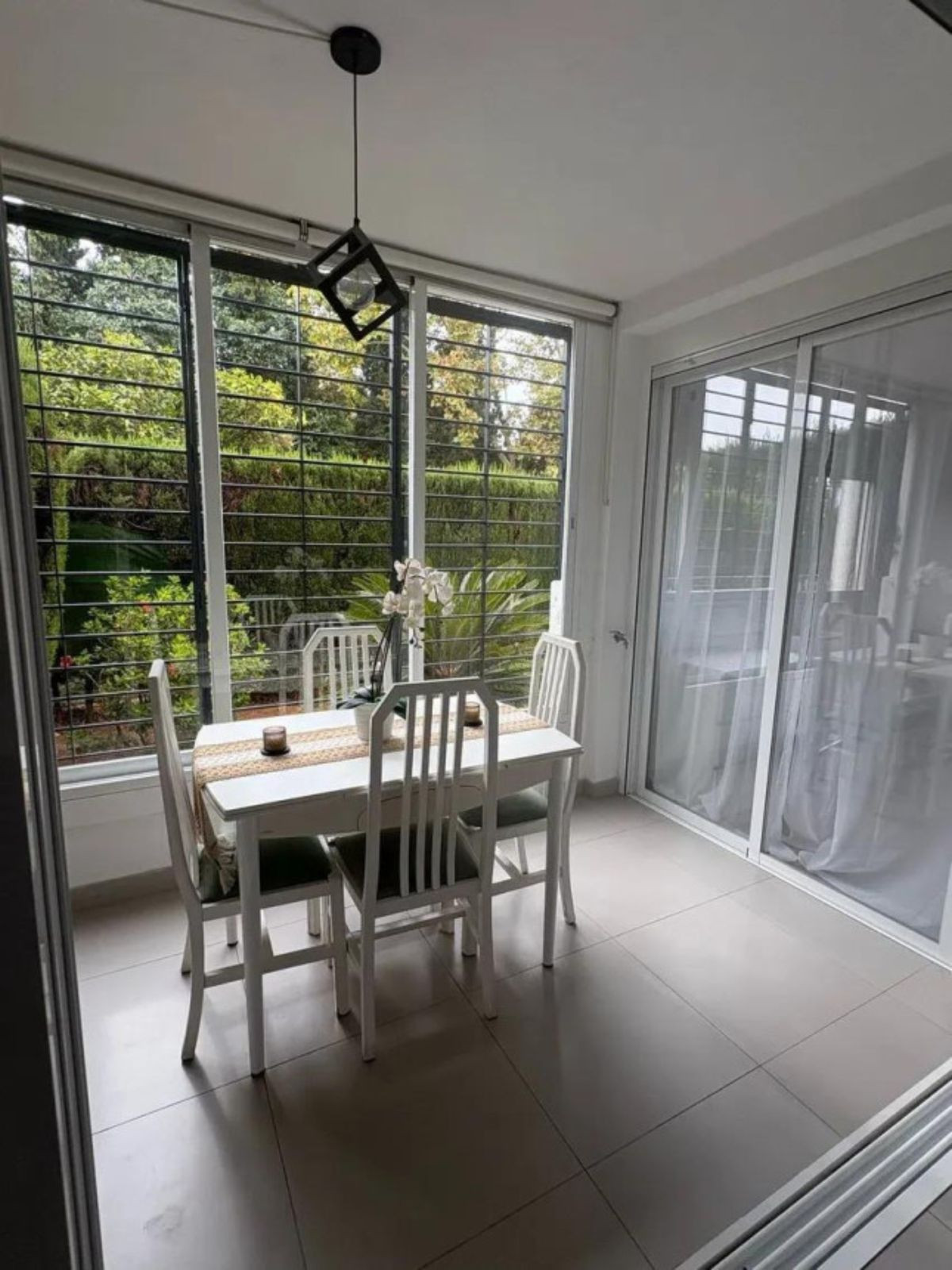 a46bbe1981421d1193b56a02ed34c127 - 14