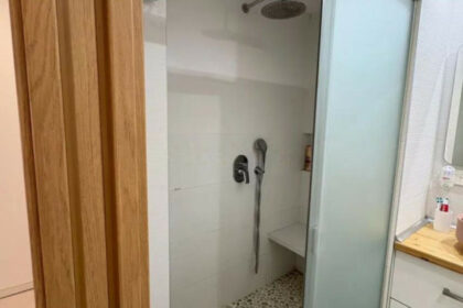 a46bbe1981421d1193b56a02ed34c127 - 18