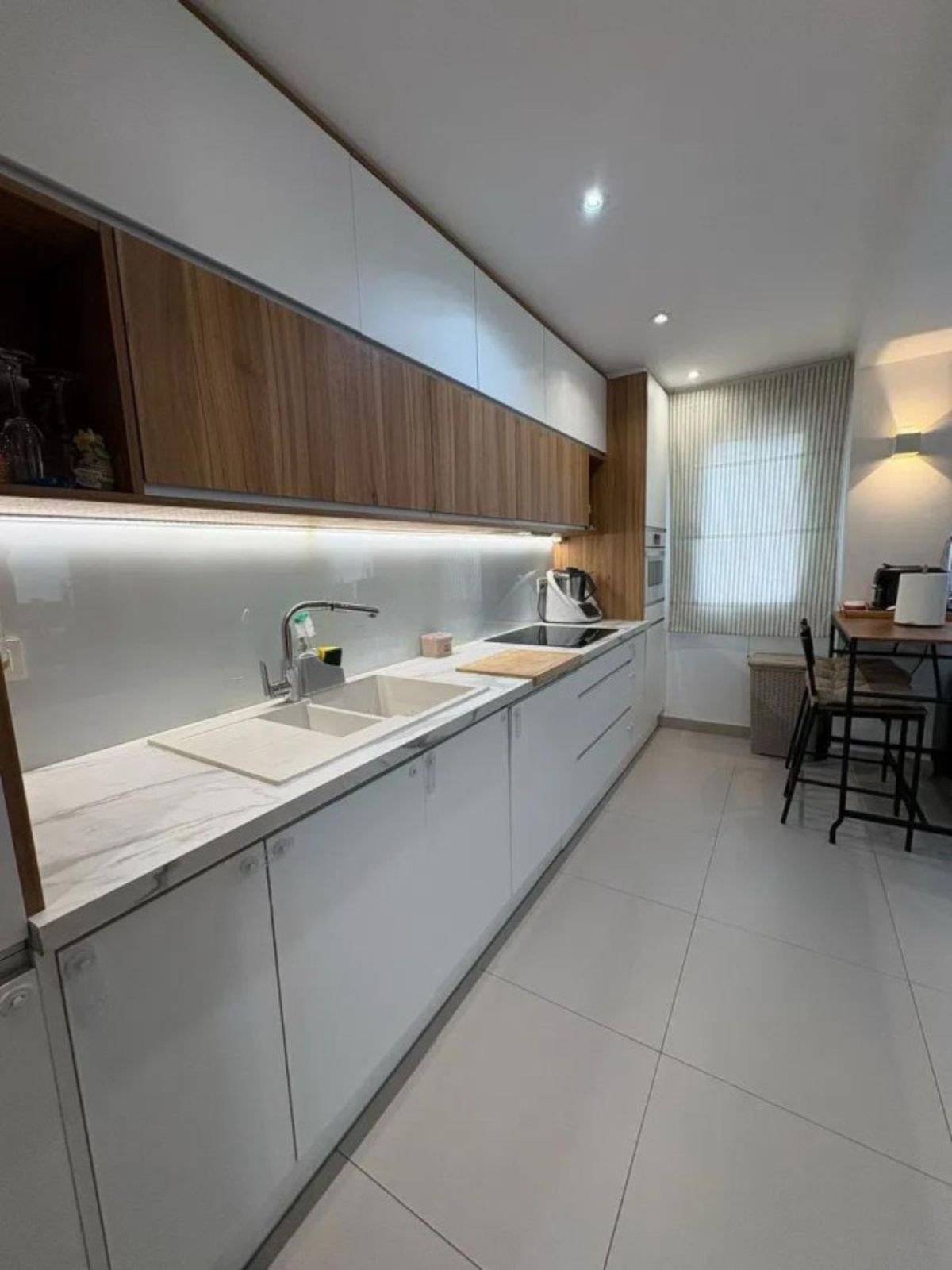 a46bbe1981421d1193b56a02ed34c127 - 2