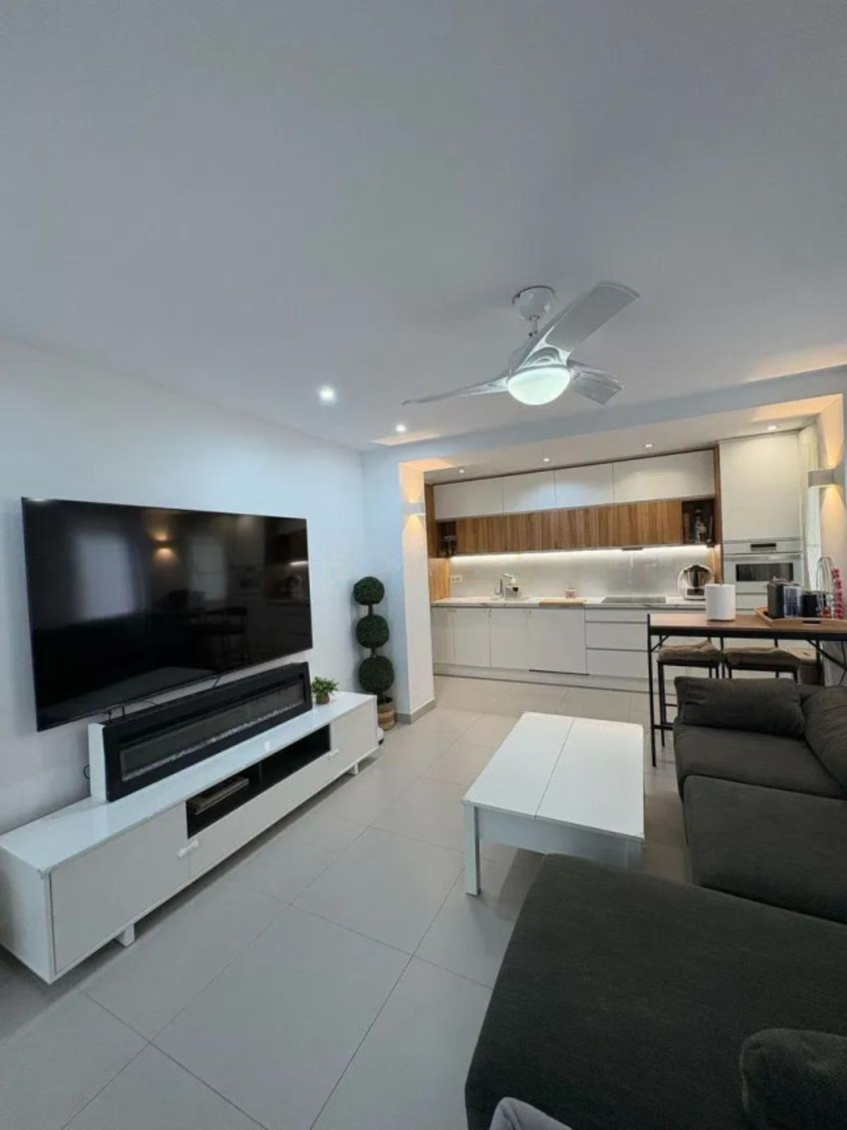 a46bbe1981421d1193b56a02ed34c127 - 3