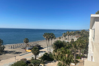 a474d4517d764e7f8cb50dfebd9ef541 - 23