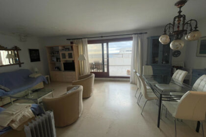 a474d4517d764e7f8cb50dfebd9ef541 - 8